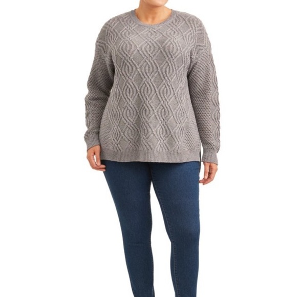 Time & Tru Women's Size Medium (8-10) Grey Crewneck Cable Knit Sweater - Picture 7 of 9